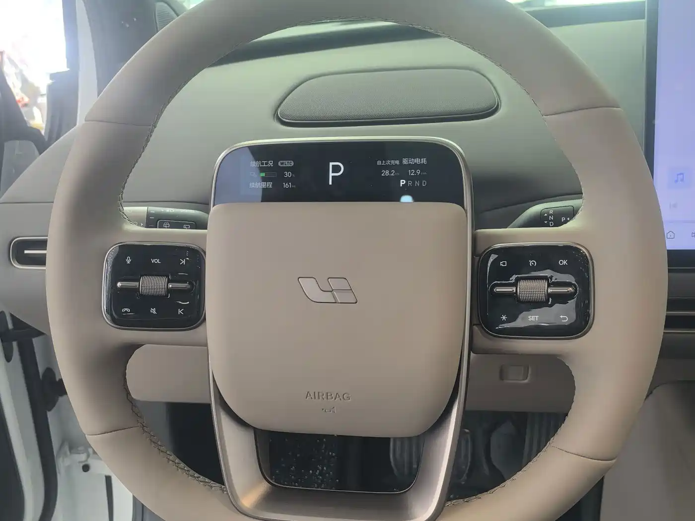 Li Auto i6 2026 2025 4WD Base Model