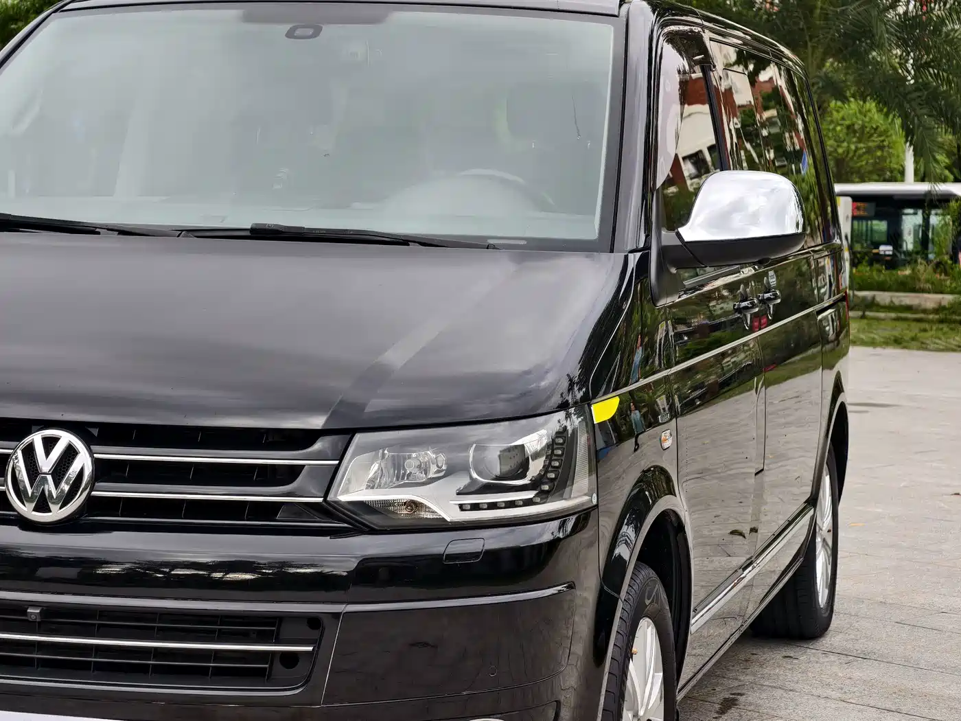 Volkswagen Multivan 2015 2012 2.0TSI 2WD Luxury Edition