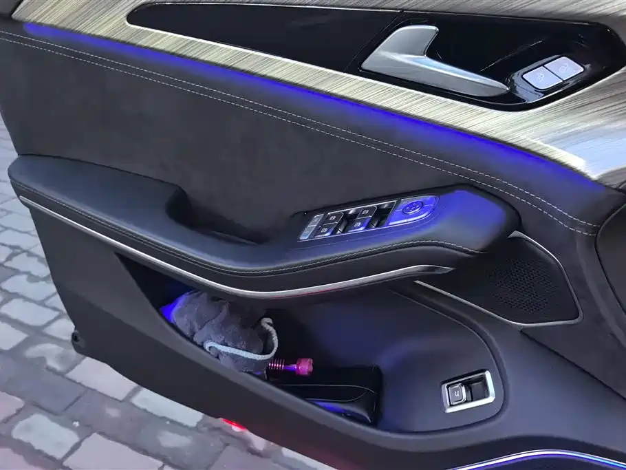 Hongqi H9 2020 2.0T Smart Connection Qi Chang Edition фото 7
