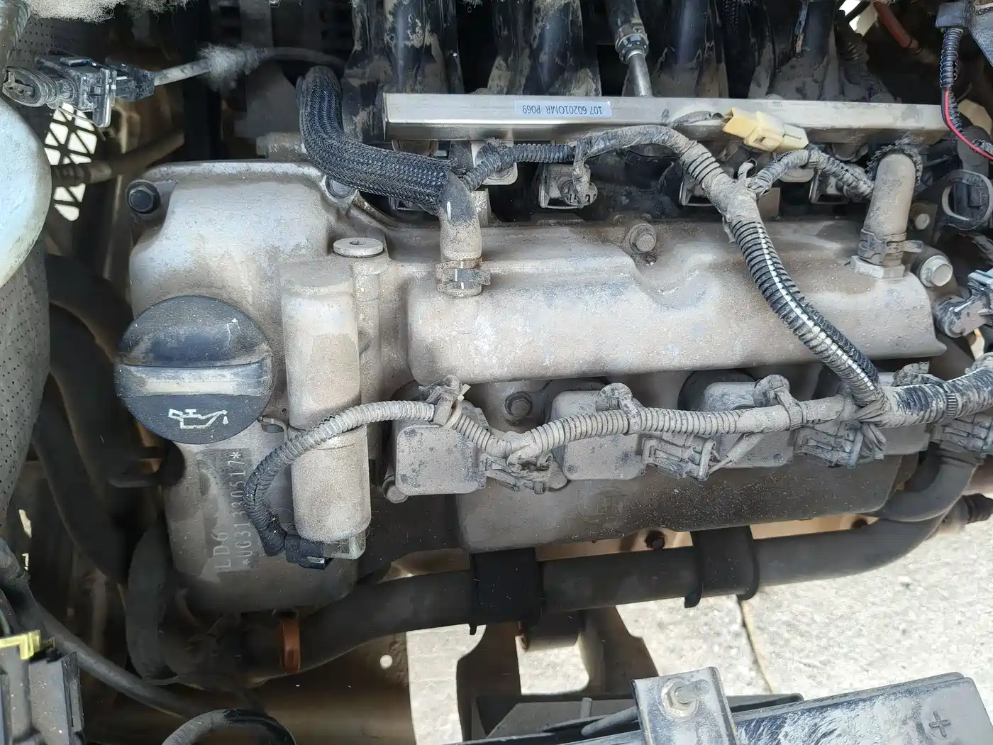 Wuling Motors Wuling Rongguang 2016 2014 1.2L S Base Model