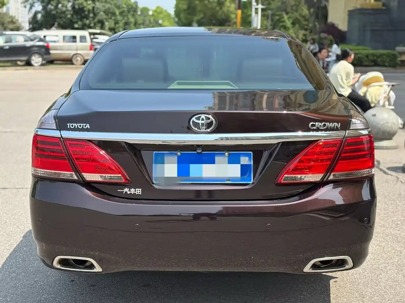 Toyota Crown 2012 2.5L Royal Leather Edition фото 5