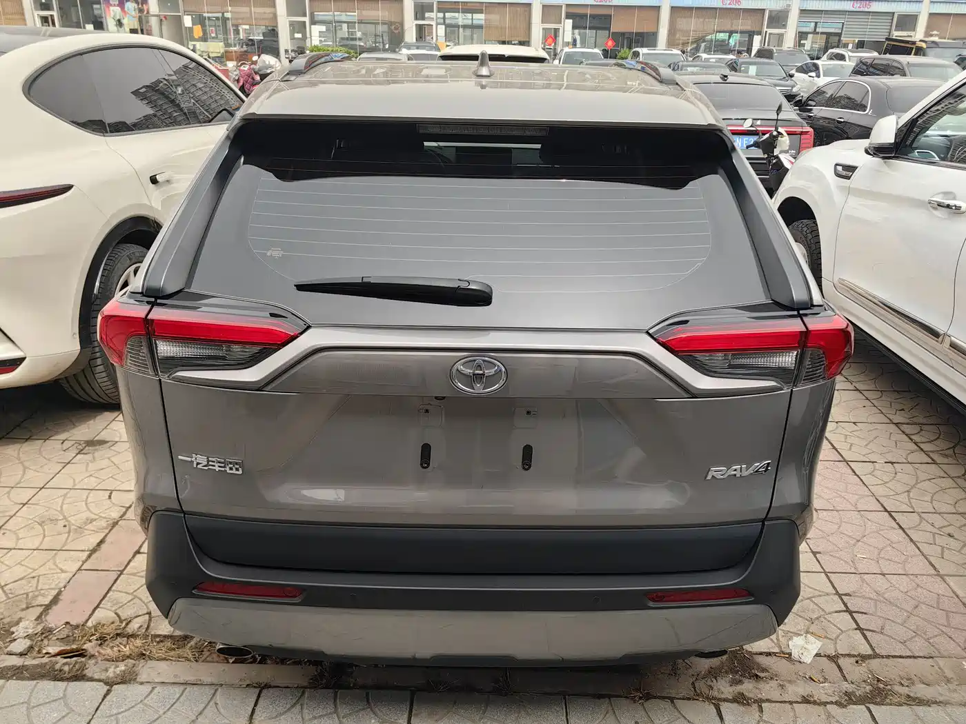 Toyota RAV4 Rongfang 2024 2.0L CVT FWD Style Plus Edition фото 11