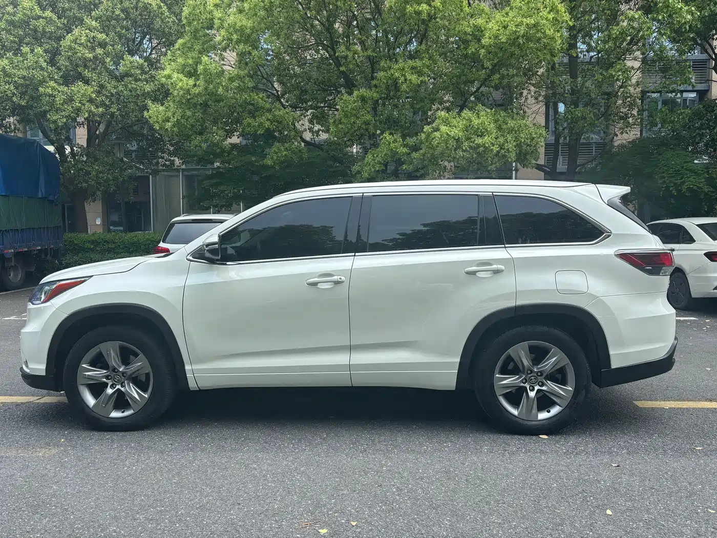 Toyota Highlander 2017 2.0T 4WD Premium 7-Seater фото 9