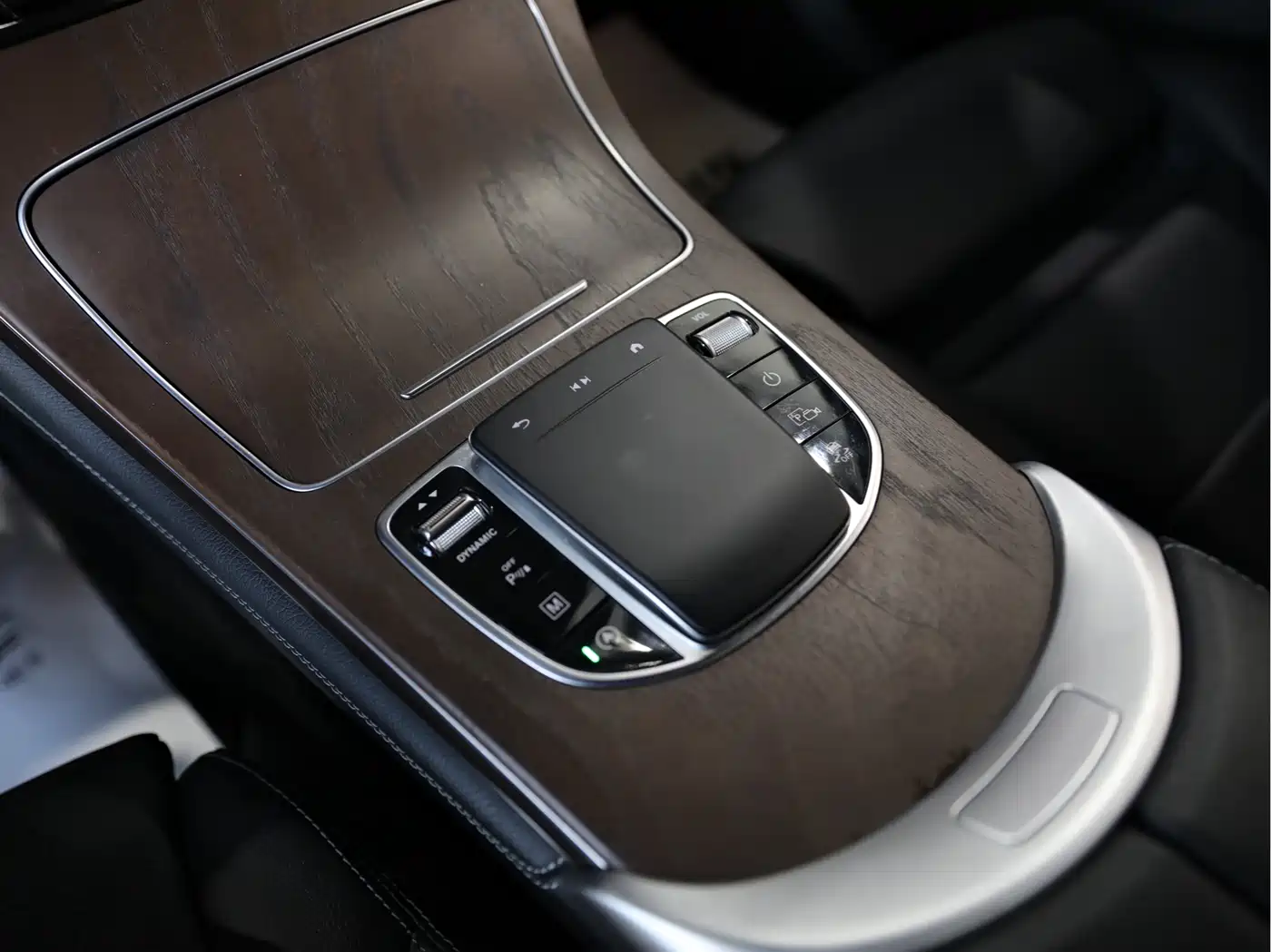 Mercedes-Benz GLC 2020 GLC 260 L 4MATIC Luxury фото 10