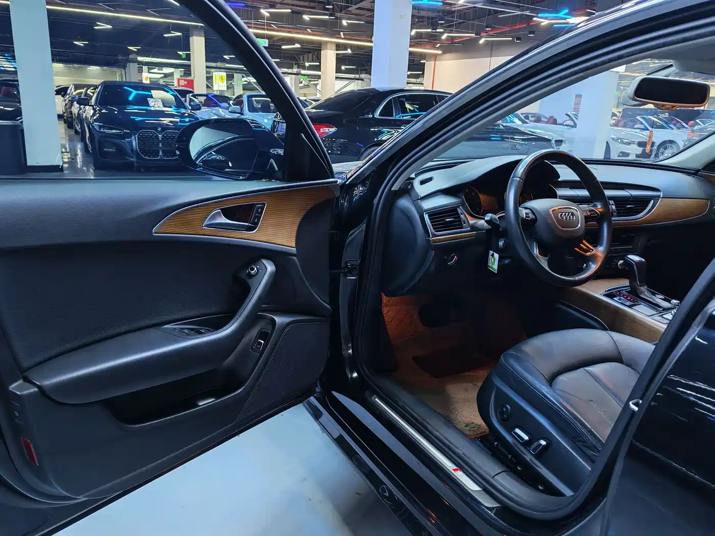 Audi A6L 2018 30th Anniversary 30 FSI Style фото 4
