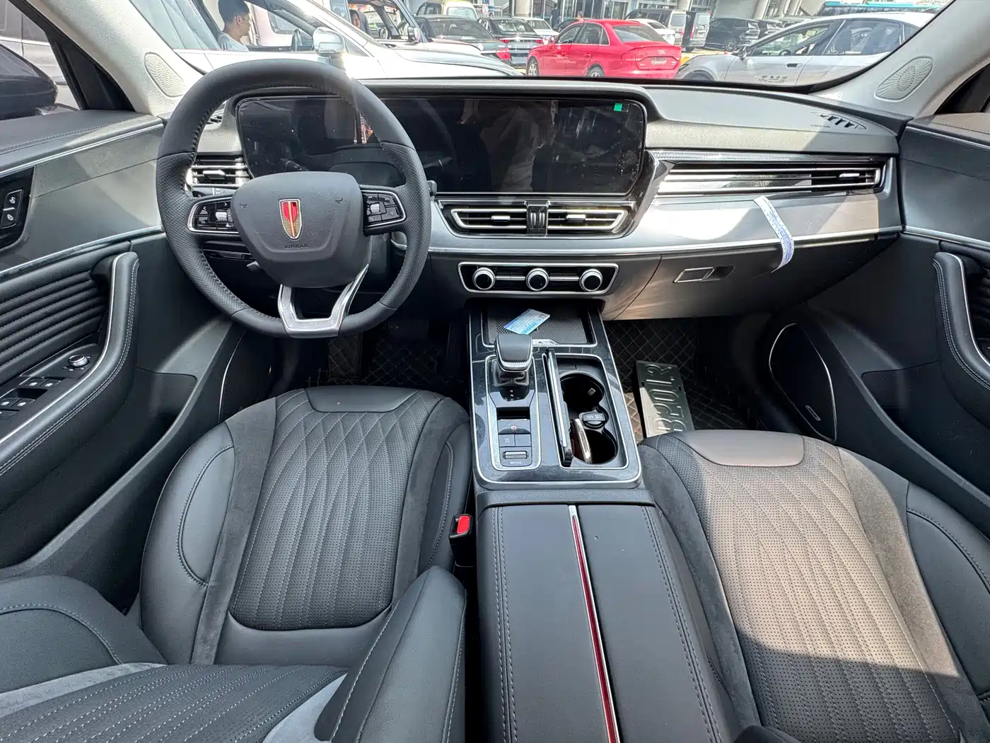 Hongqi HS5 2023 2.0T Flag Pro 500,000 Units Commemorative Edition фото 8