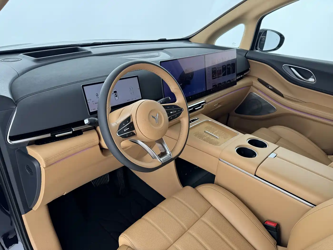 Voyah Auto Voyah Dreamer 2025 PHEV 4WD Kunpeng Premium Edition фото 7