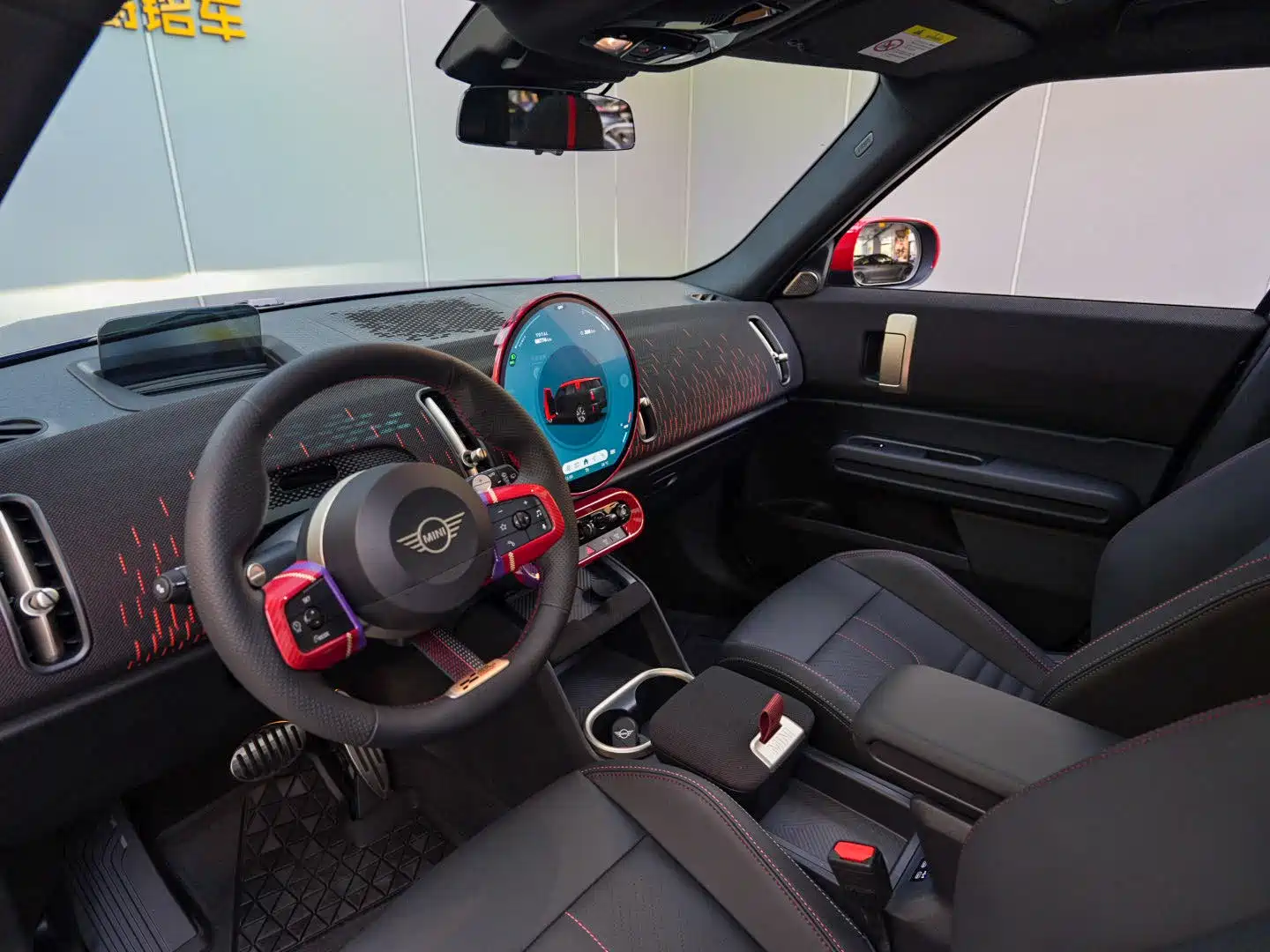 صورة 10 - MINI JCW COUNTRYMAN