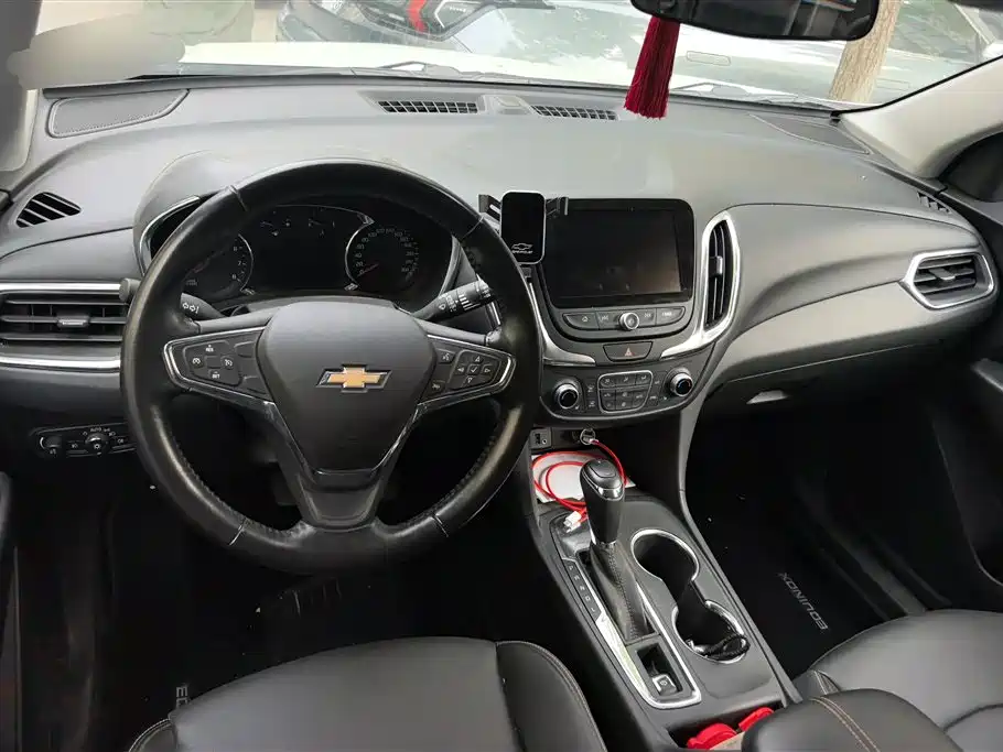 Chevrolet Equinox 2018 535T Automatic Control Edition фото 12