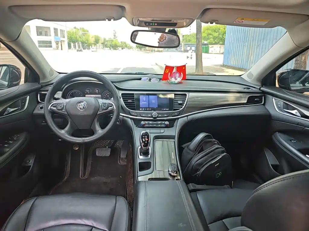 BUICK LACROSSE