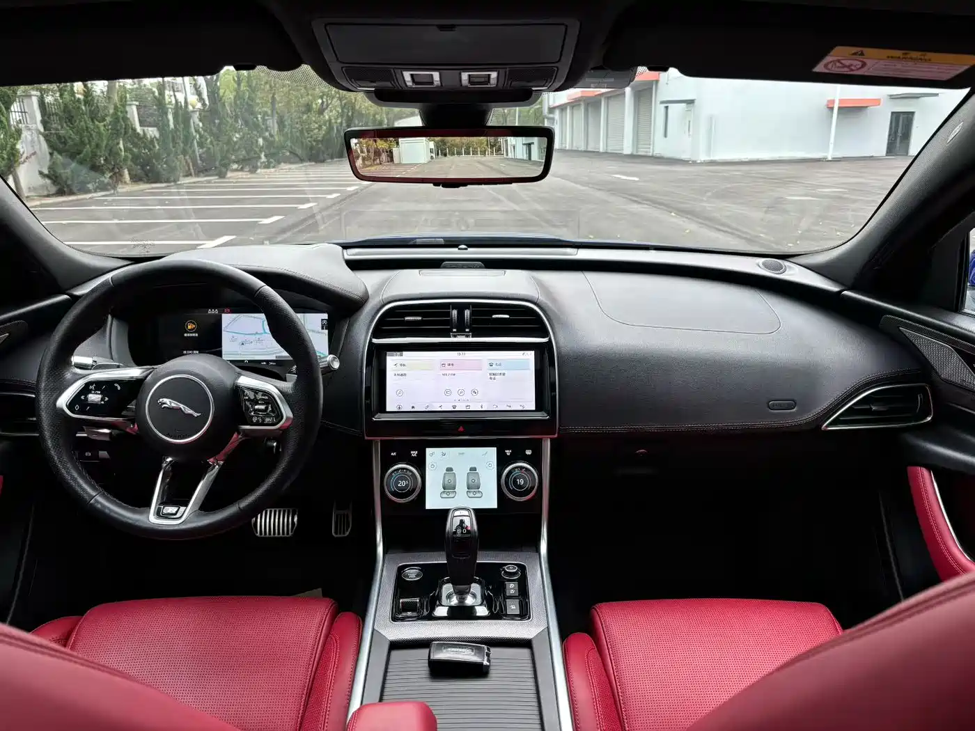 Jaguar XEL 2020 2.0T 250PS R-DYNAMIC HSE Luxury Sport Edition фото 6