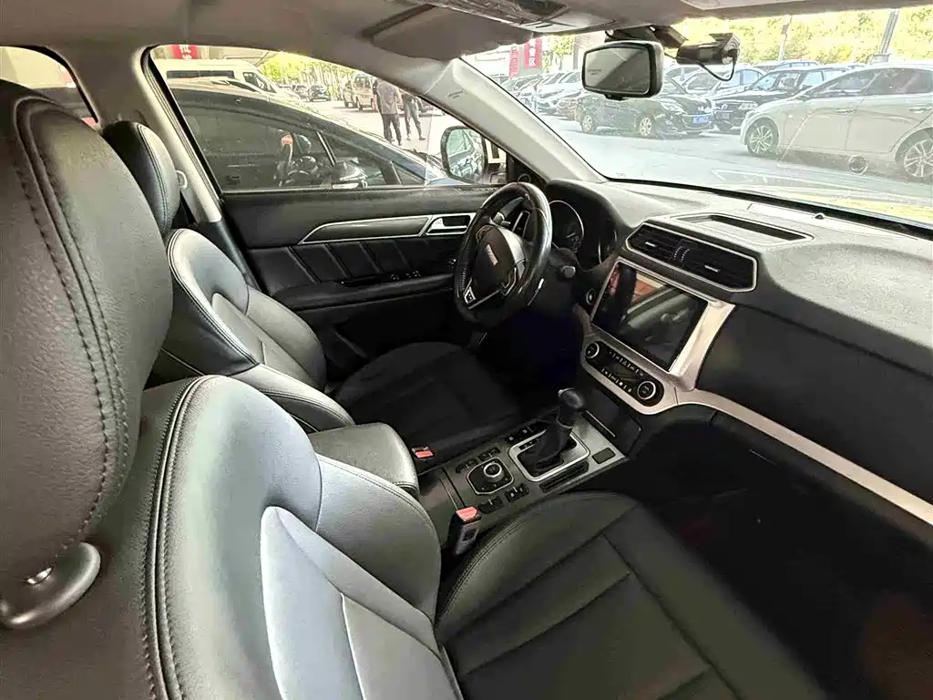 Haval H6 Coupe 2016 Blue Label 1.5T Automatic 2WD Urban фото 4