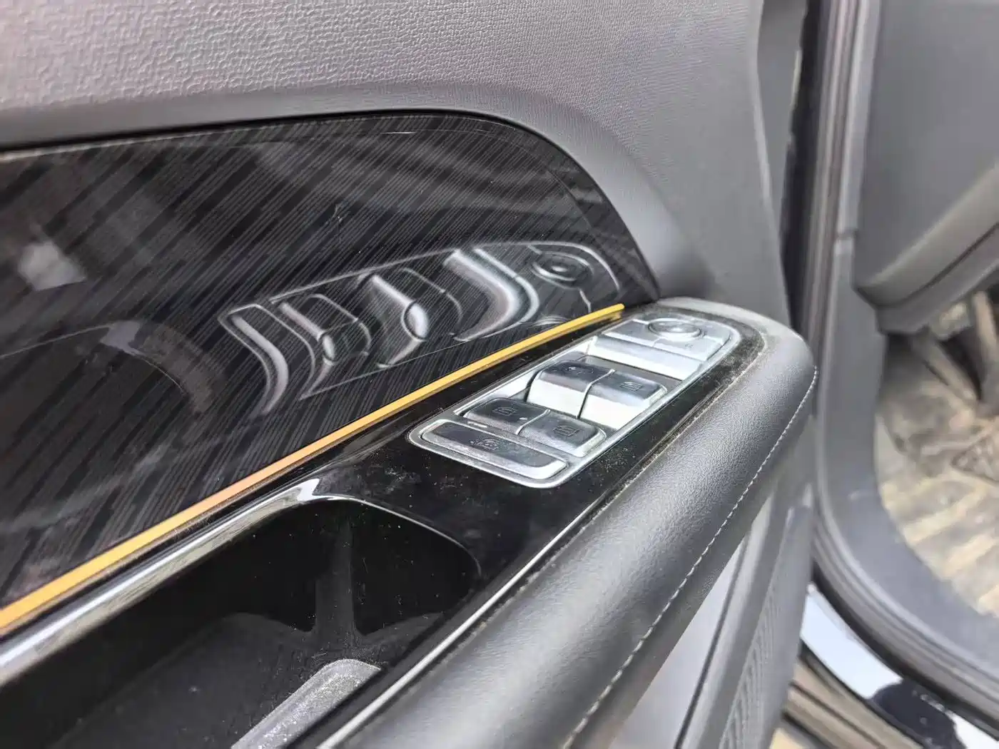Hongqi HS3 PHEV 2025 PHEV 115km Power Edition фото 16