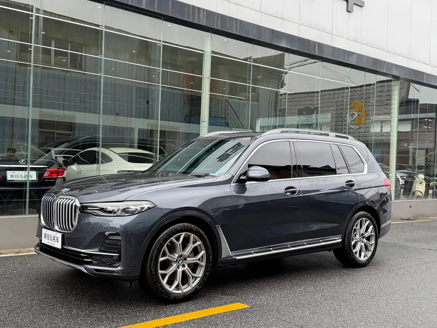 BMW X7 2020 xDrive40i Leading Luxury Package