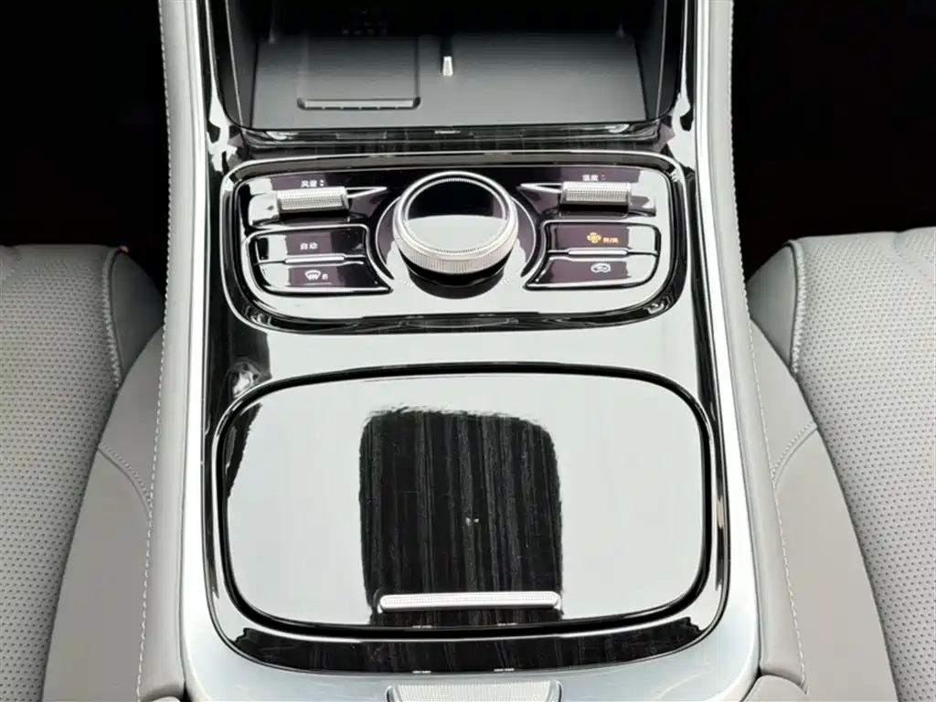 Geely Galaxy Galaxy A7 2025 EM-i фото 16