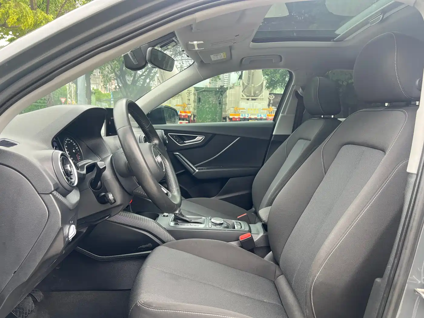 Audi Q2L 2018 35 TFSI Launch Exclusive Edition China VI фото 6