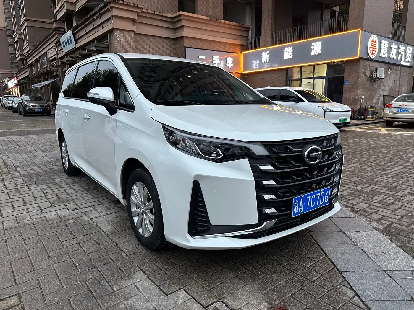 GAC TRUMPCHI M6