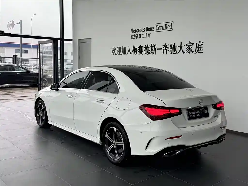 Mercedes-Benz A-Class 2025 A 200 L Fashion Edition фото 19