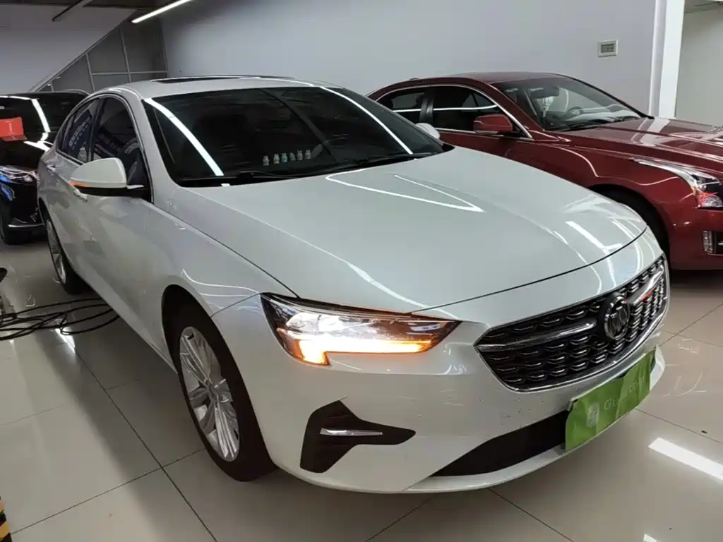 Фото 4 - Buick Regal