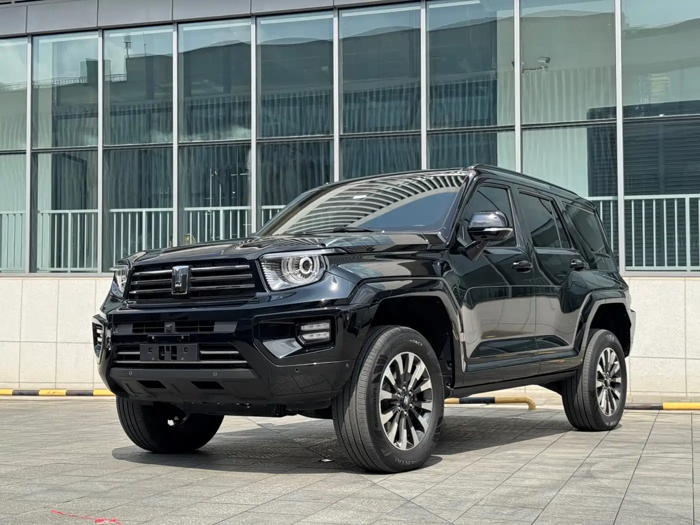 TANK TANK 700 NEW ENERGY