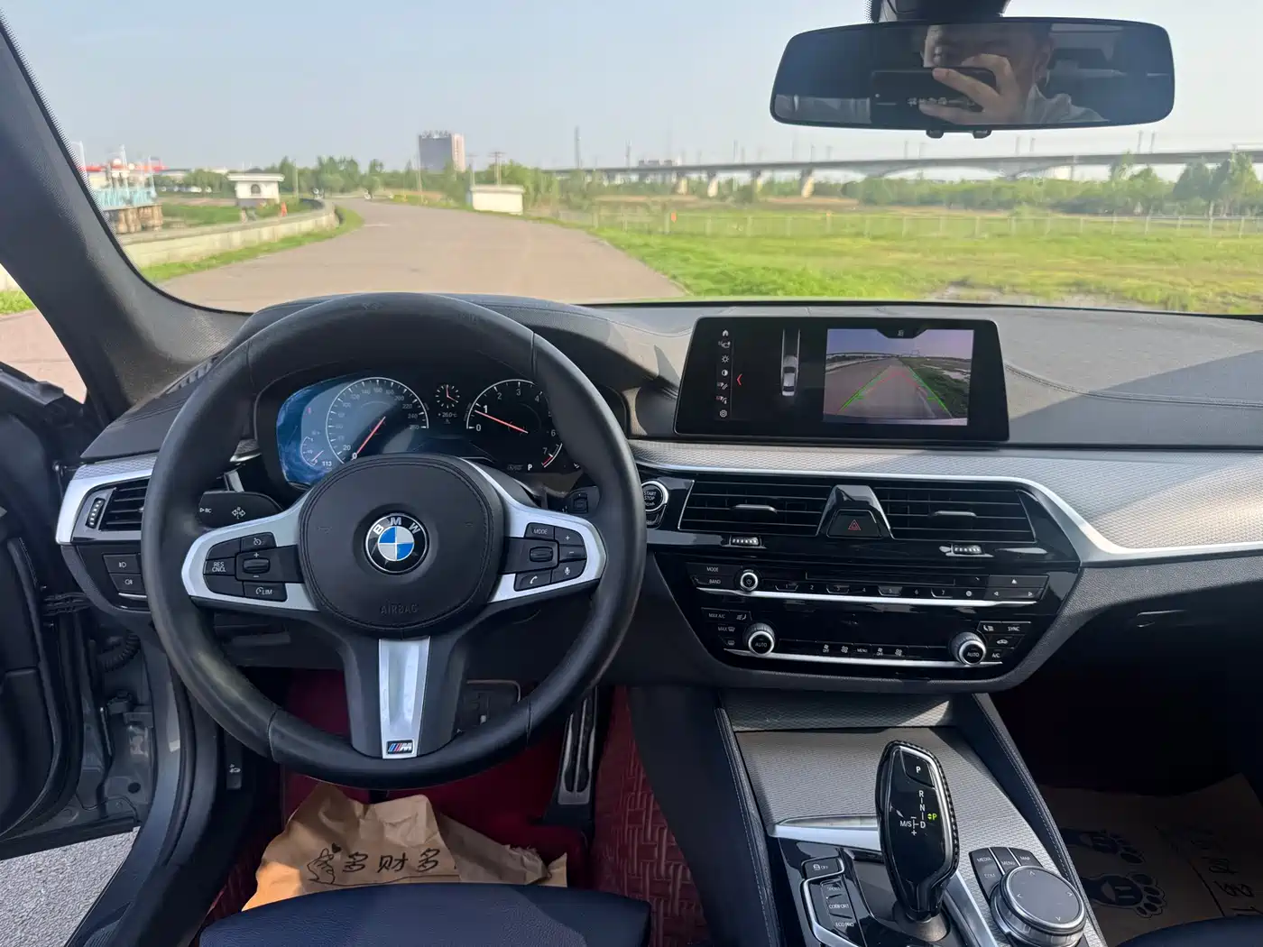 BMW 5 Series (Import) 2019 525i M Sport Package фото 9