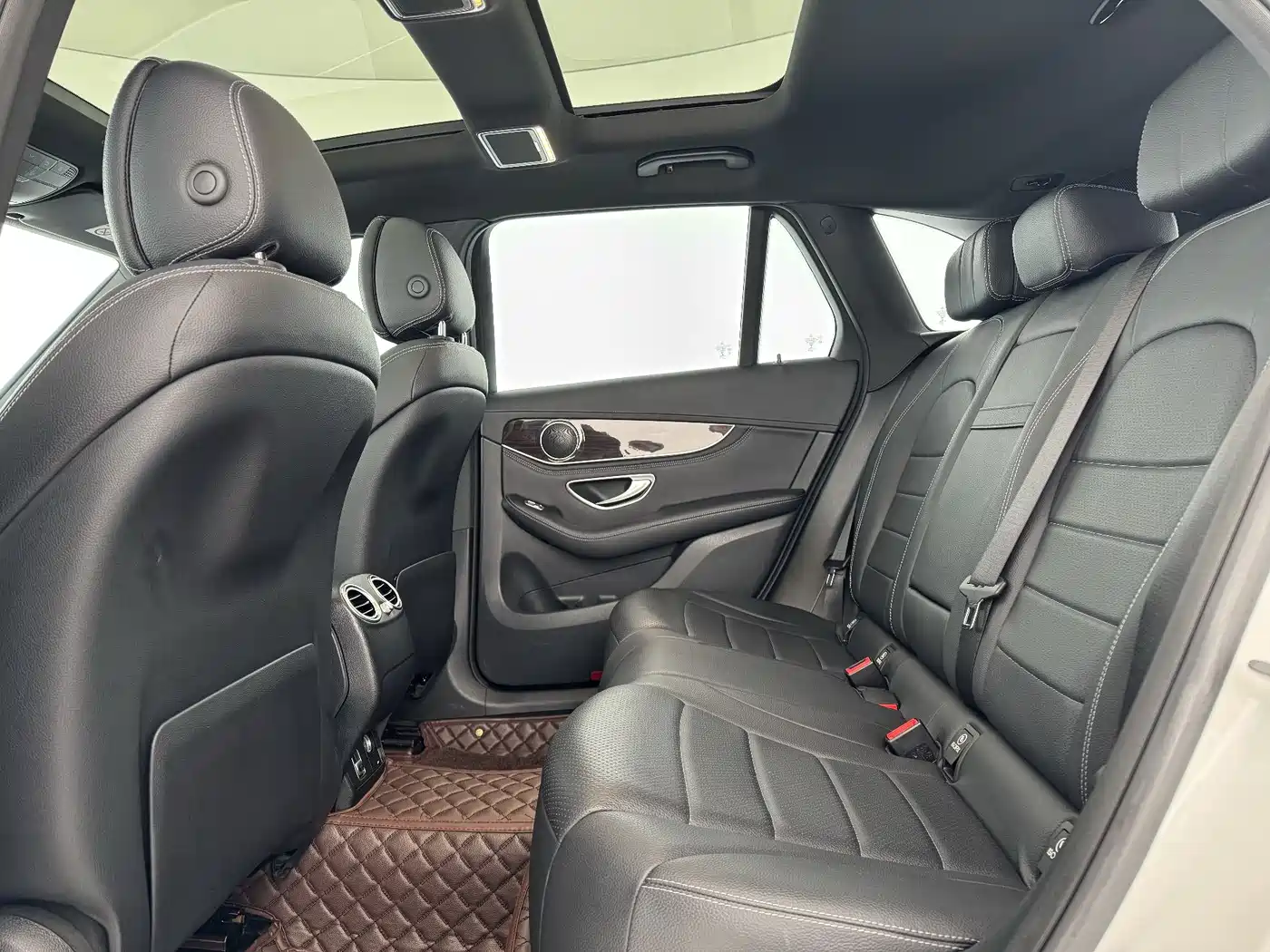 Mercedes-Benz GLC 2019 GLC 260 4MATIC Dynamic фото 6