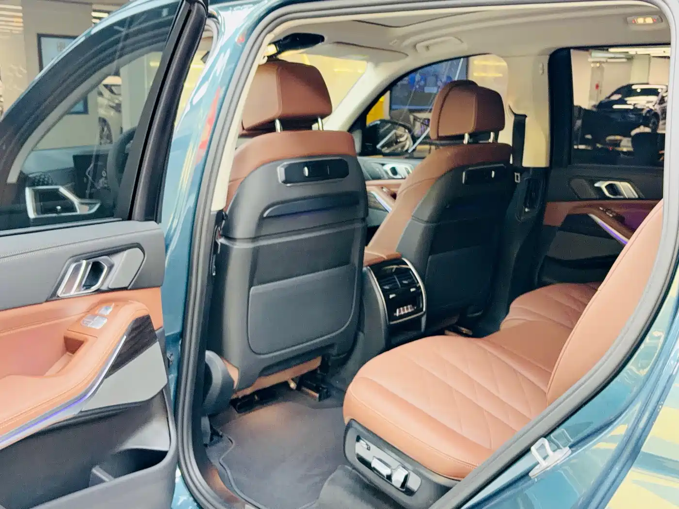 BMW X7 2023 xDrive40i Leading Luxury Package фото 7
