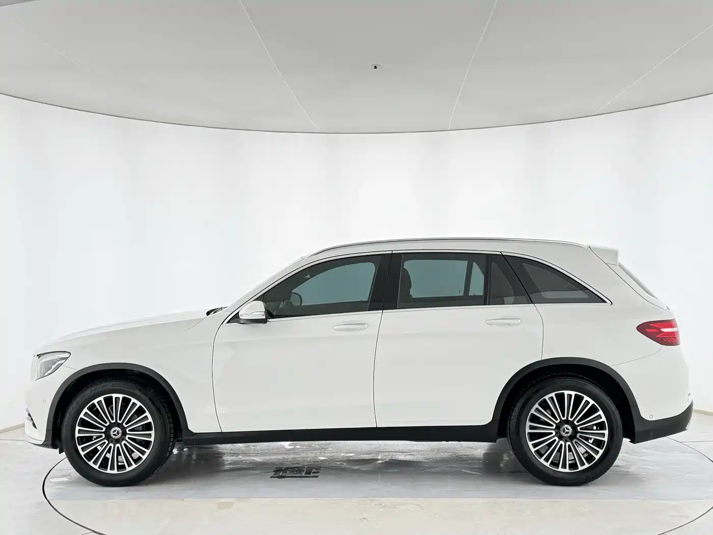 Mercedes-Benz GLC 2019 GLC 260 4MATIC Dynamic фото 7