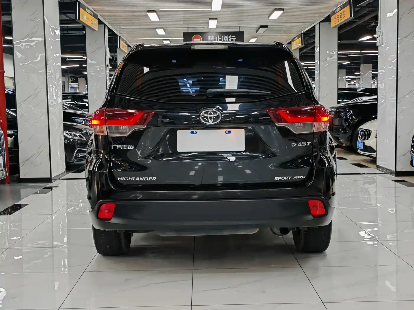 Toyota Highlander 2018 Model 2.0T 4WD Knight Edition 7-Seater China VI фото 6
