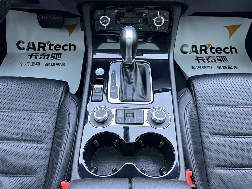 Volkswagen Touareg 2017 3.0TSI Explorer Edition фото 15