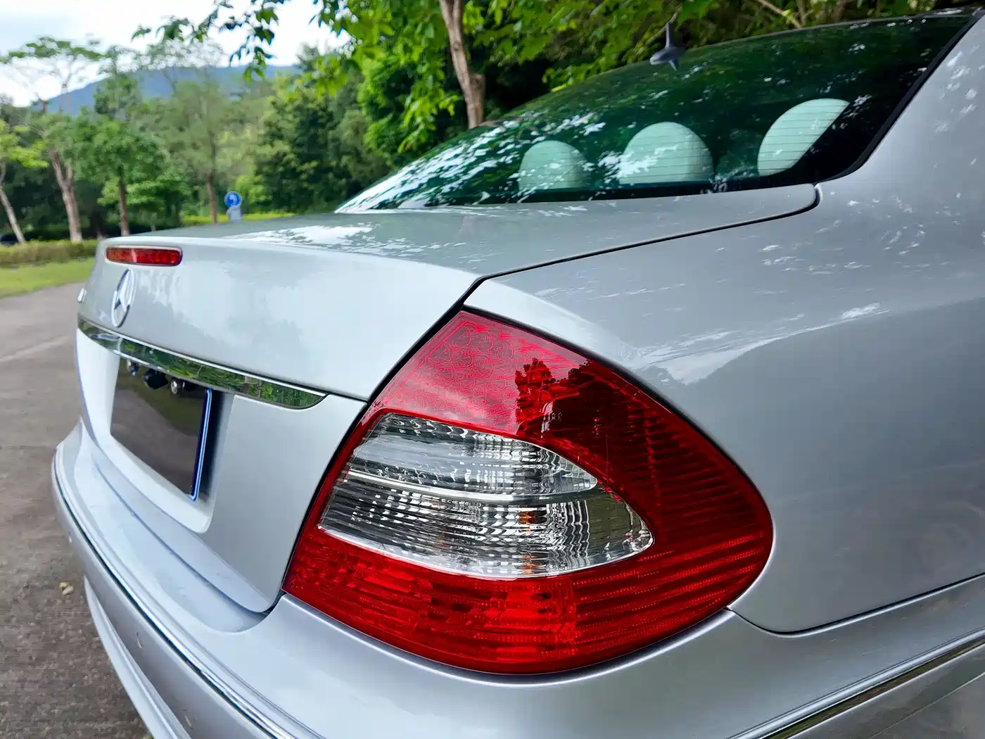 Mercedes-Benz E-Class 2008 Model E 280 Personality Sport Edition фото 23