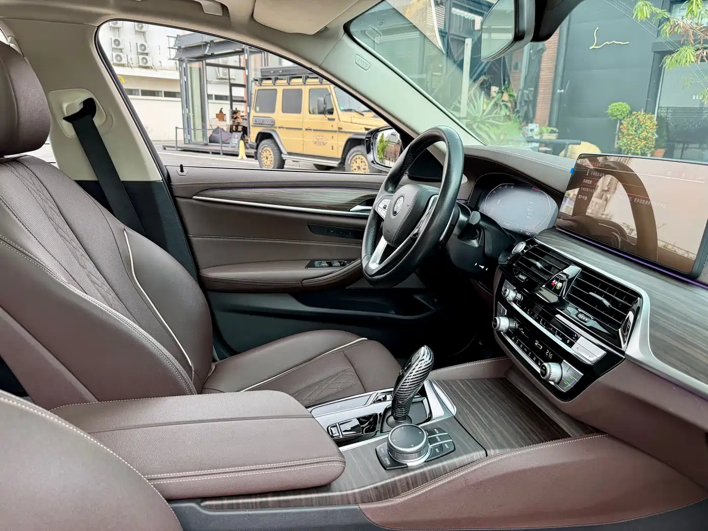 BMW 5 Series 2021 530Li Leading Luxury Package фото 15