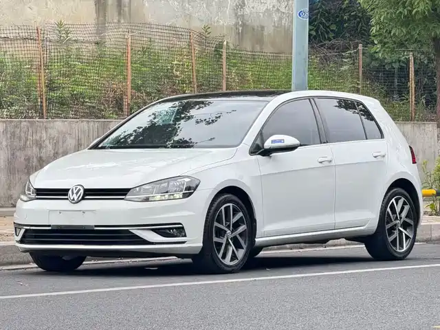 Volkswagen Golf 2020 Beloved Edition 280TSI DSG Comfort