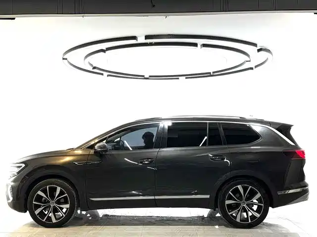 Фото 7 - Volkswagen Talagon