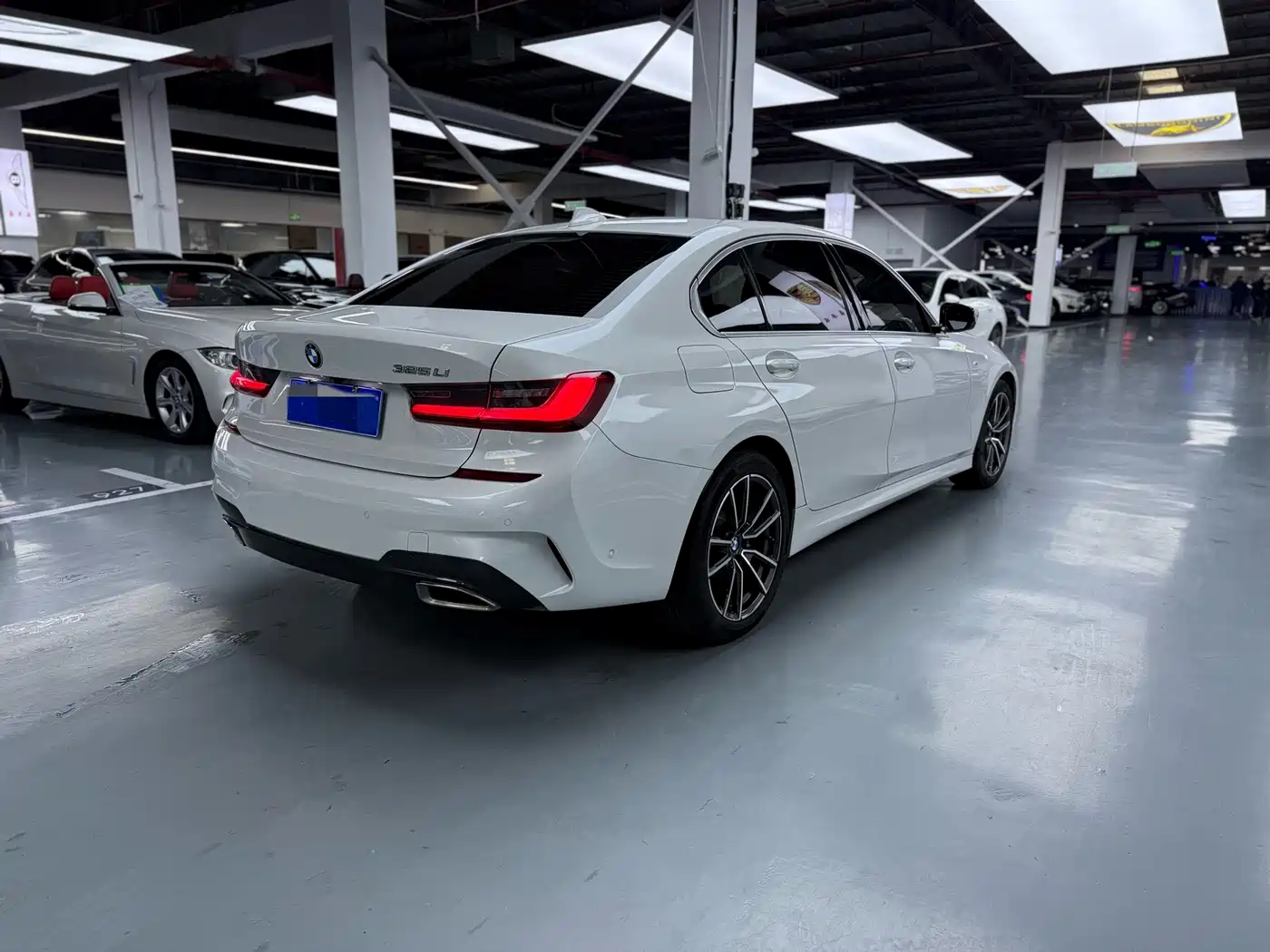 BMW 3 Series 2020 325Li M Sport Package фото 12