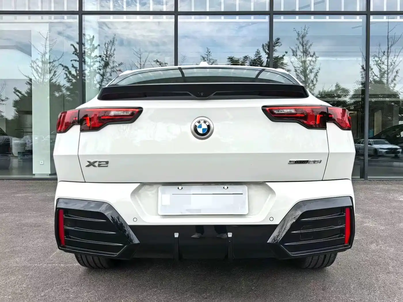 2025 BMW X2 (Import)