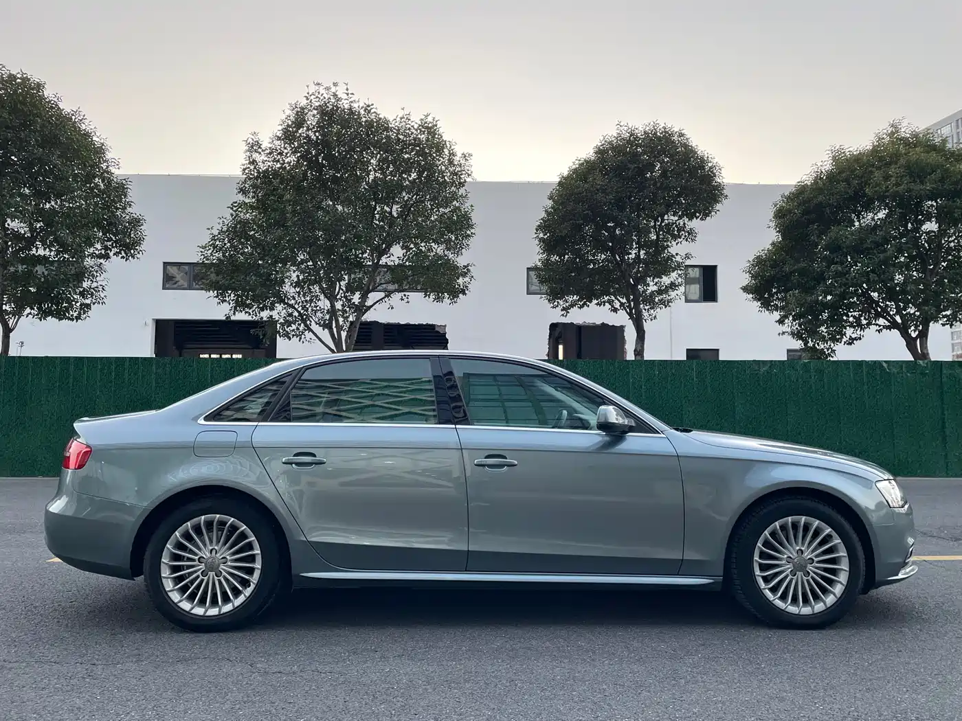 Audi A4L 2015 35 TFSI Auto Comfort фото 18
