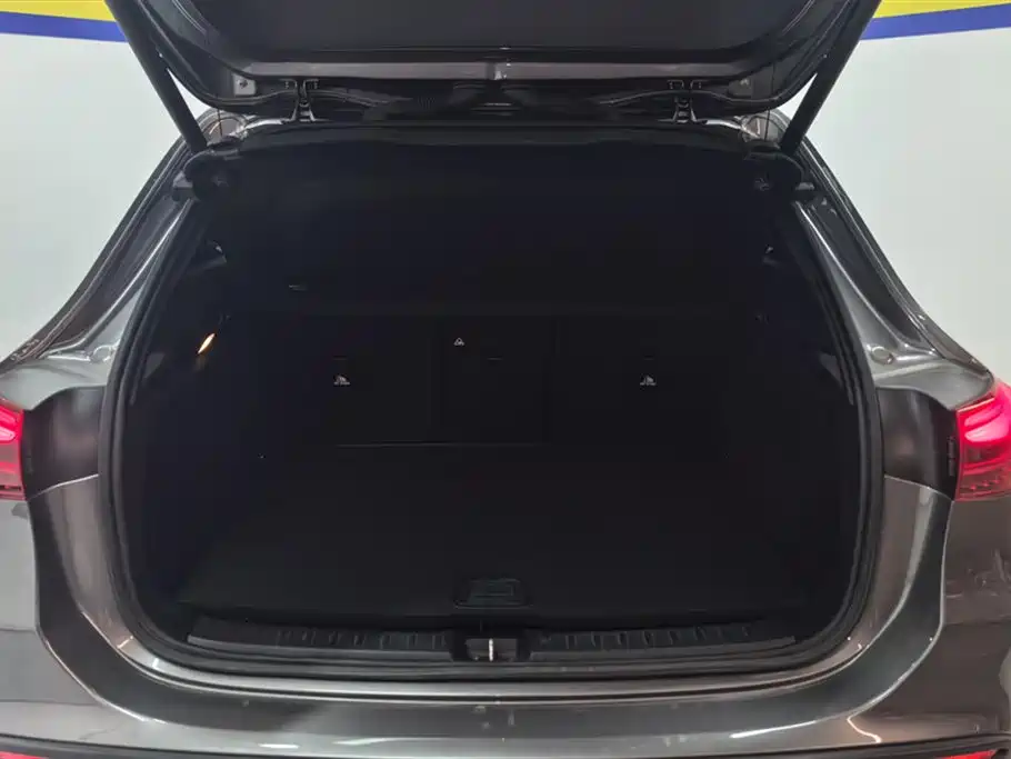 Mercedes-Benz GLA AMG 2024 AMG GLA 35 4MATIC фото 4