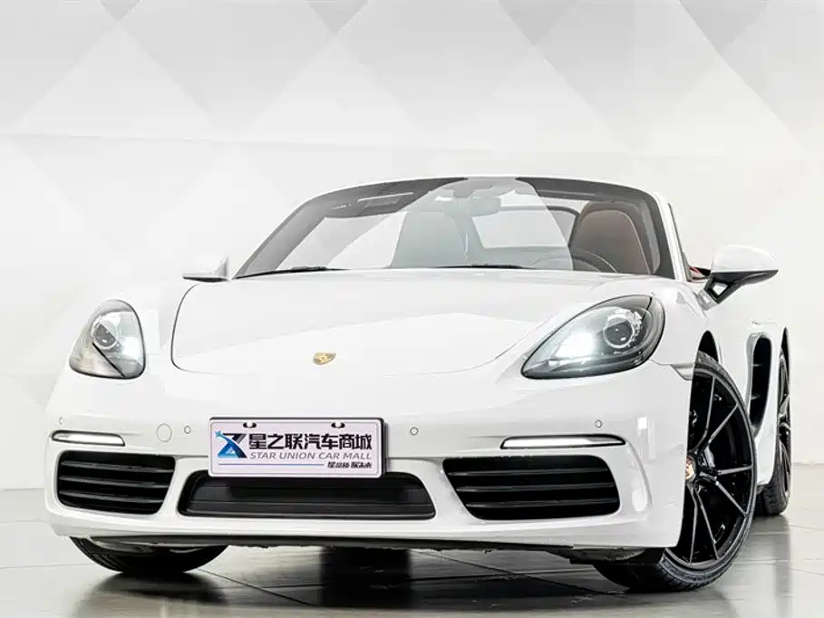 صورة 3 - Porsche 718
