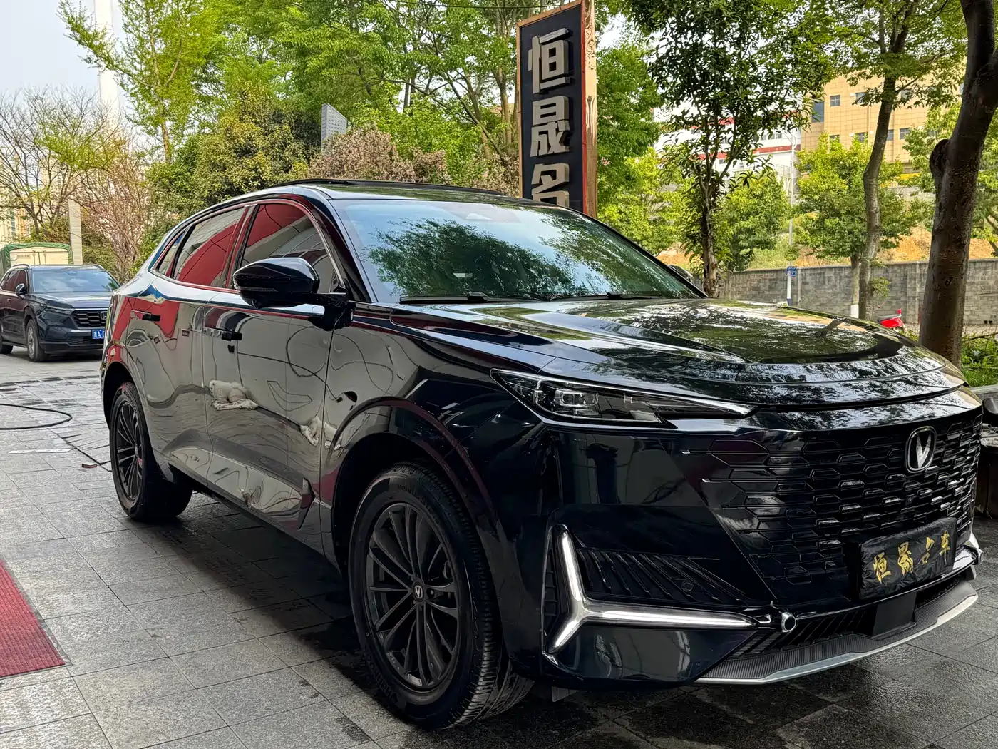 CHANGAN UNI-K