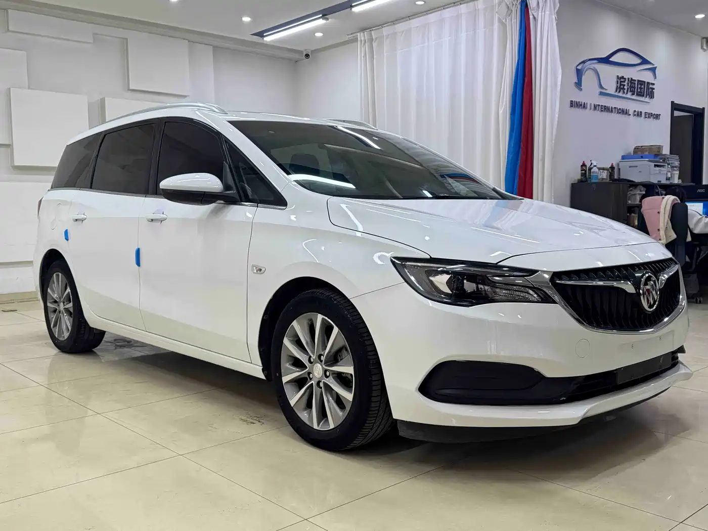 Buick GL6 2021 323T Mild Hybrid Connected Luxury фото 3