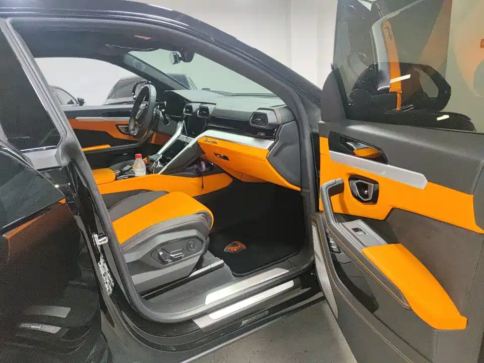 Lamborghini Urus 2022 2021 4.0T V8