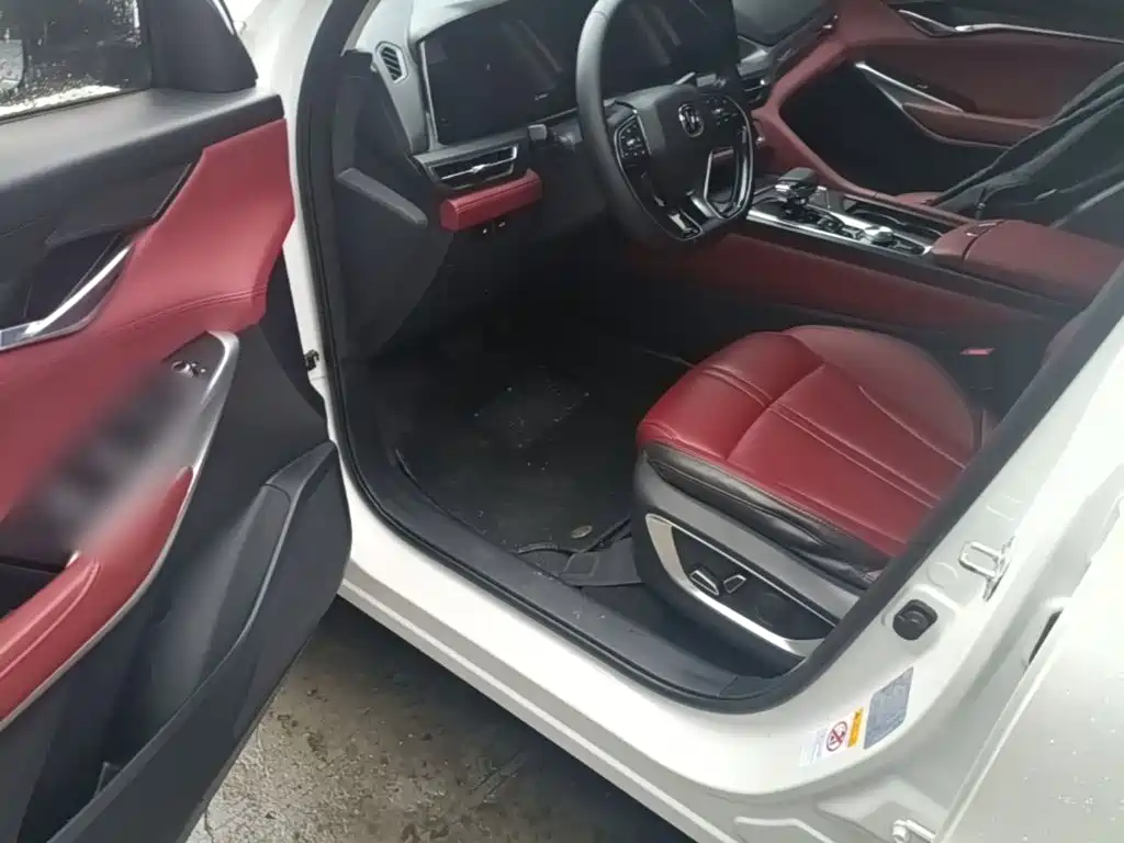 Changan CS75 PLUS 2020 2020 2.0T Automatic Pilot Edition
