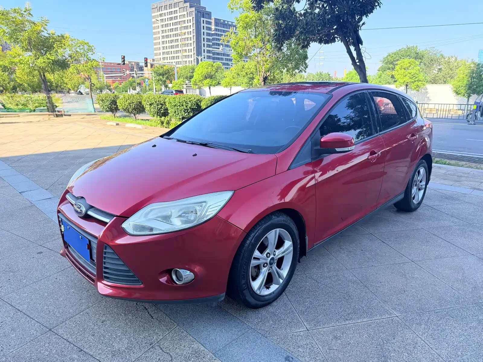 Фото 1 - Ford Focus