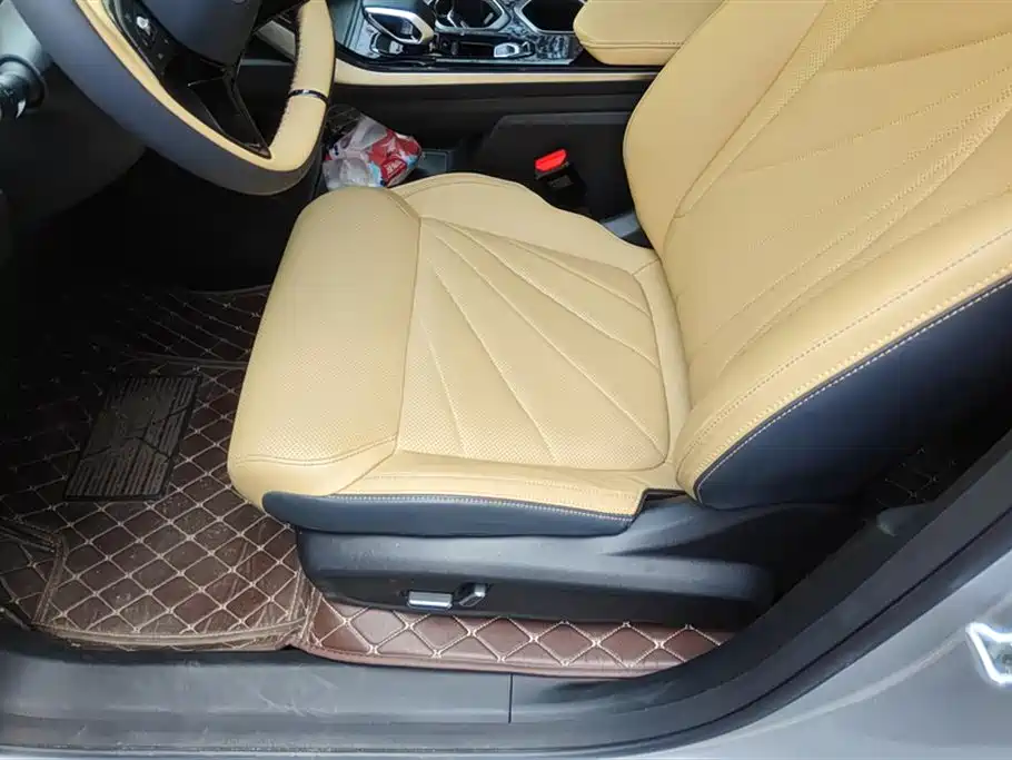 GEELY AUTOMOBILE BOYUE L