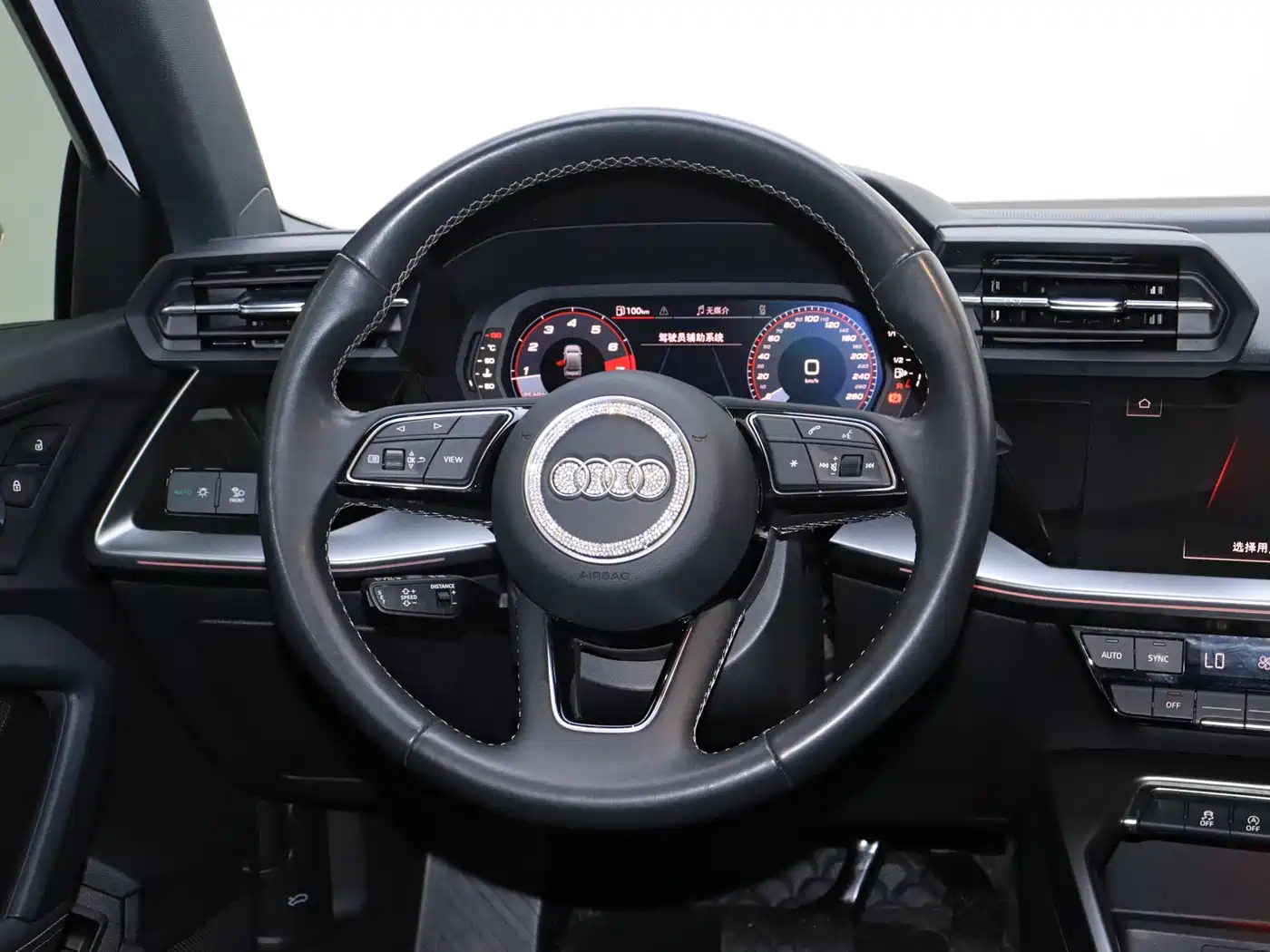 Audi A3 2023 Facelift A3L Limousine 35 TFSI Fashion Sport фото 16