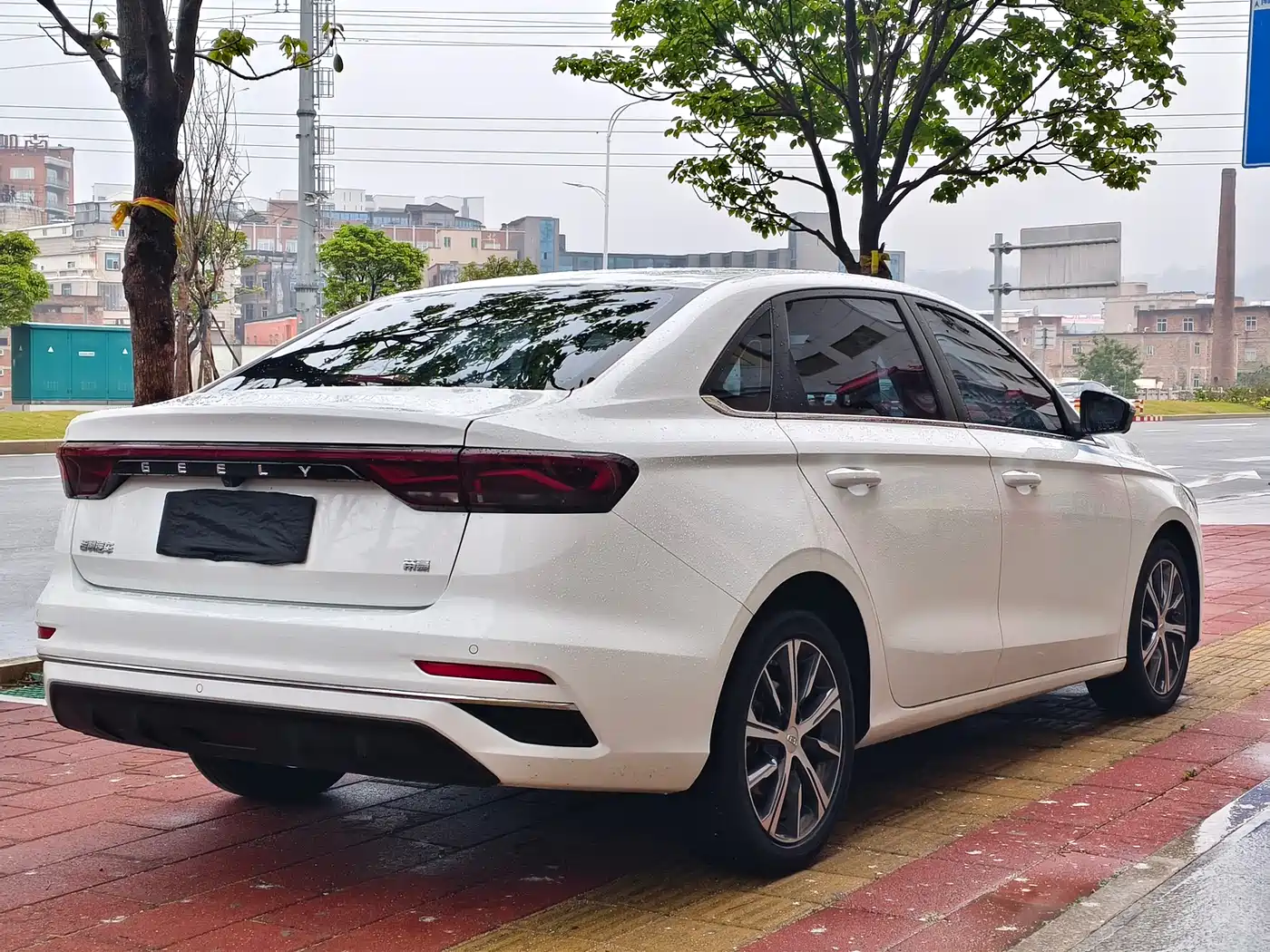 GEELY AUTOMOBILE EMGRAND