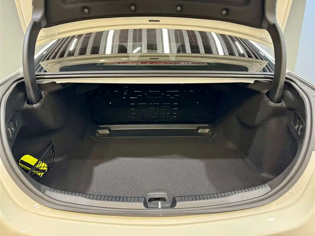 Mercedes-Benz C-Class 2023 Facelift C 260 L Sport Edition фото 12