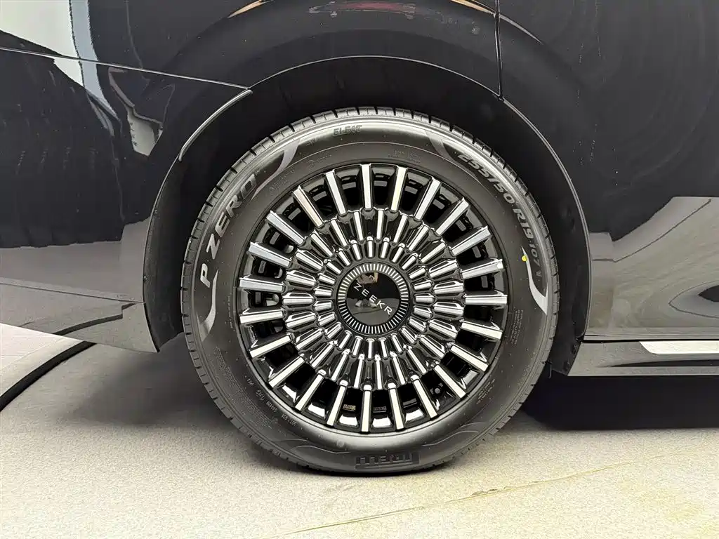 ZEEKR EXTREME KRYPTON 009