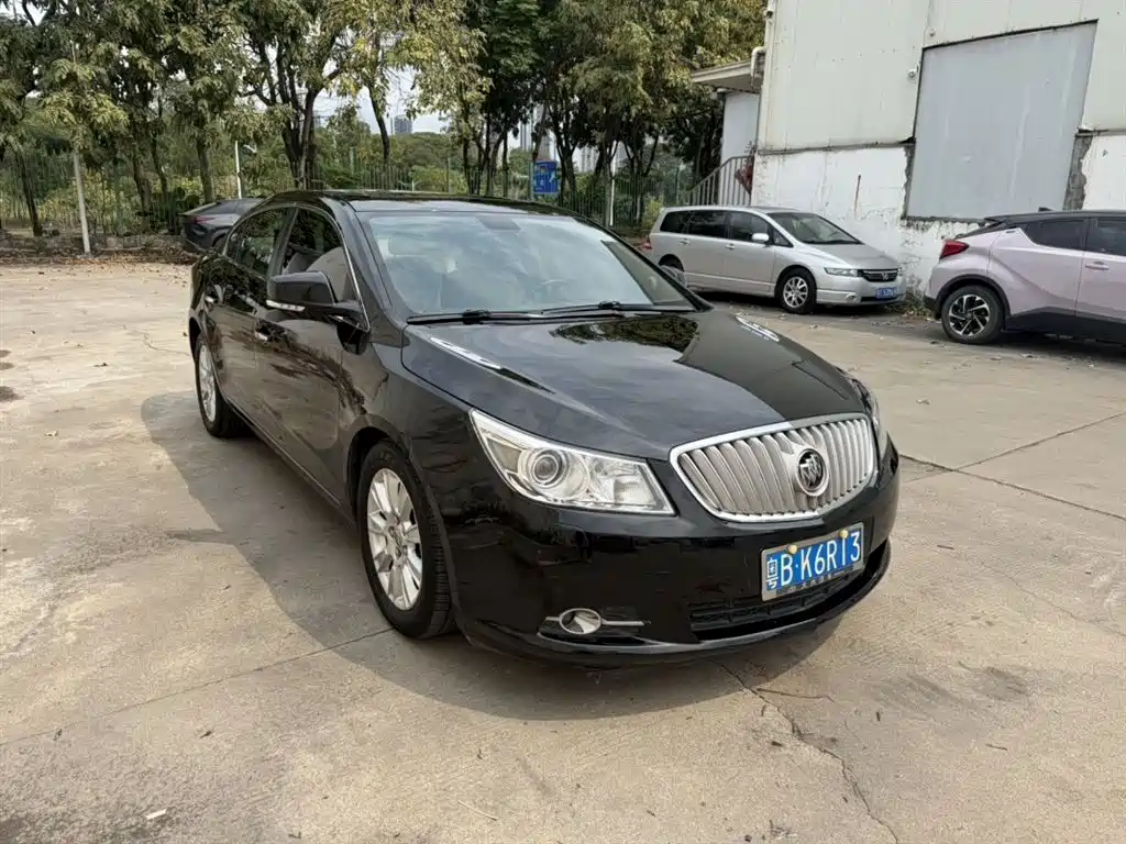 Buick LaCrosse 2010 2.4L Premium фото 2